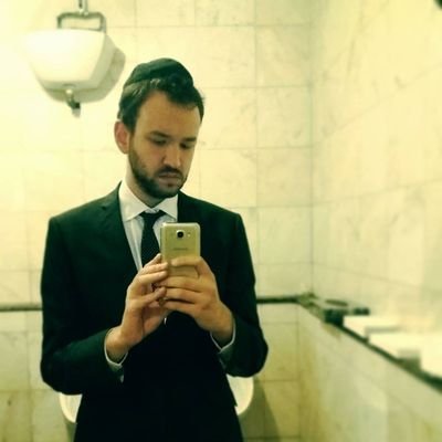 Сэм Крисс (Sam Kriss)