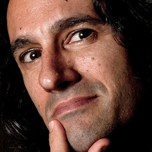 Агустин Фуэнтес (Agustín Fuentes)