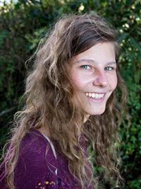 Леони Ян (Leonie Johanna Jahn)