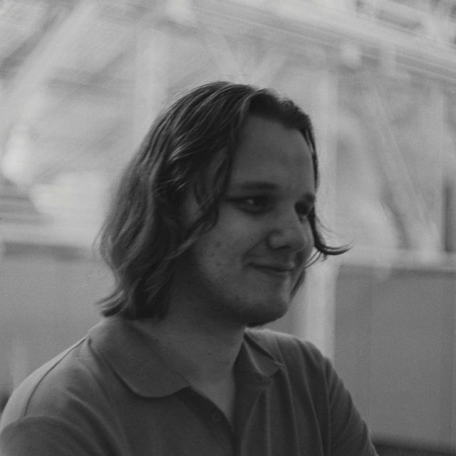 Даниил Комур